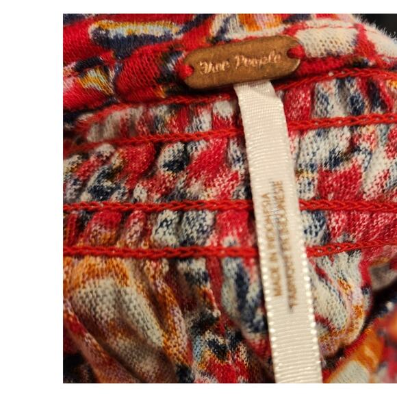 Free People Red‎ Ruffled Linen Crop Top XS NWOT Relaxed Fit Boho Style - Picture 3 of 3